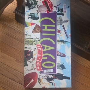 Chicago in a Box Board Game - Multicolor